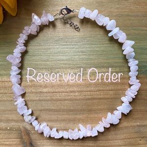 ✨ Rose Quartz Chip Choker Necklace - CUSTOM ✨